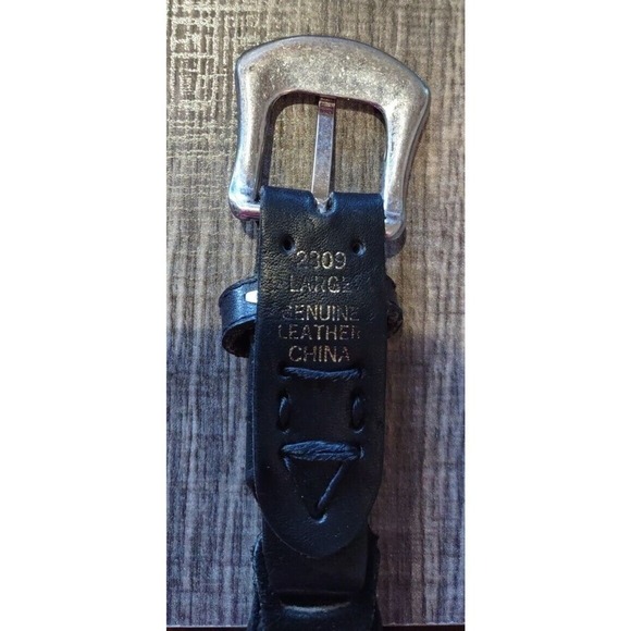 Black LEATHER Belt Women's Caterpillar Small Medium Large Waist Hip Silvertone - Picture 7 of 7